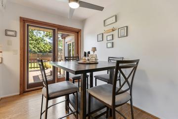 1811 N Aspen Dr., Mount Prospect, IL 60056