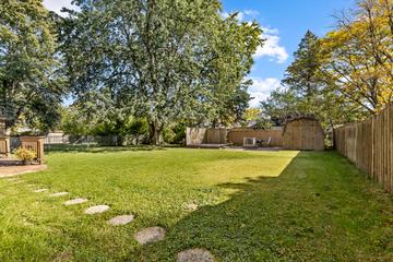 1811 N Aspen Dr., Mount Prospect, IL 60056