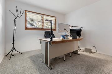 1811 N Aspen Dr., Mount Prospect, IL 60056