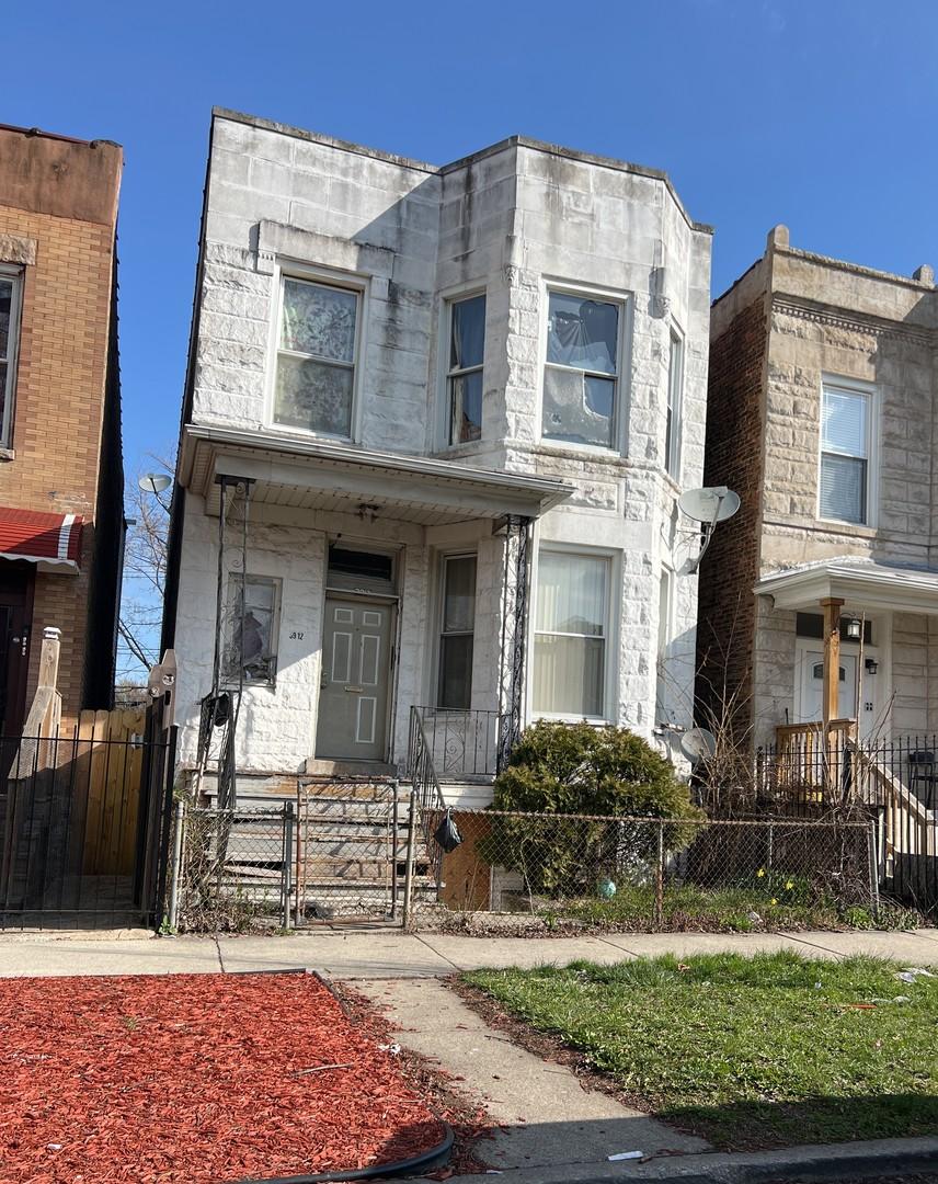 3912 W Arthington St., Chicago, IL 60624