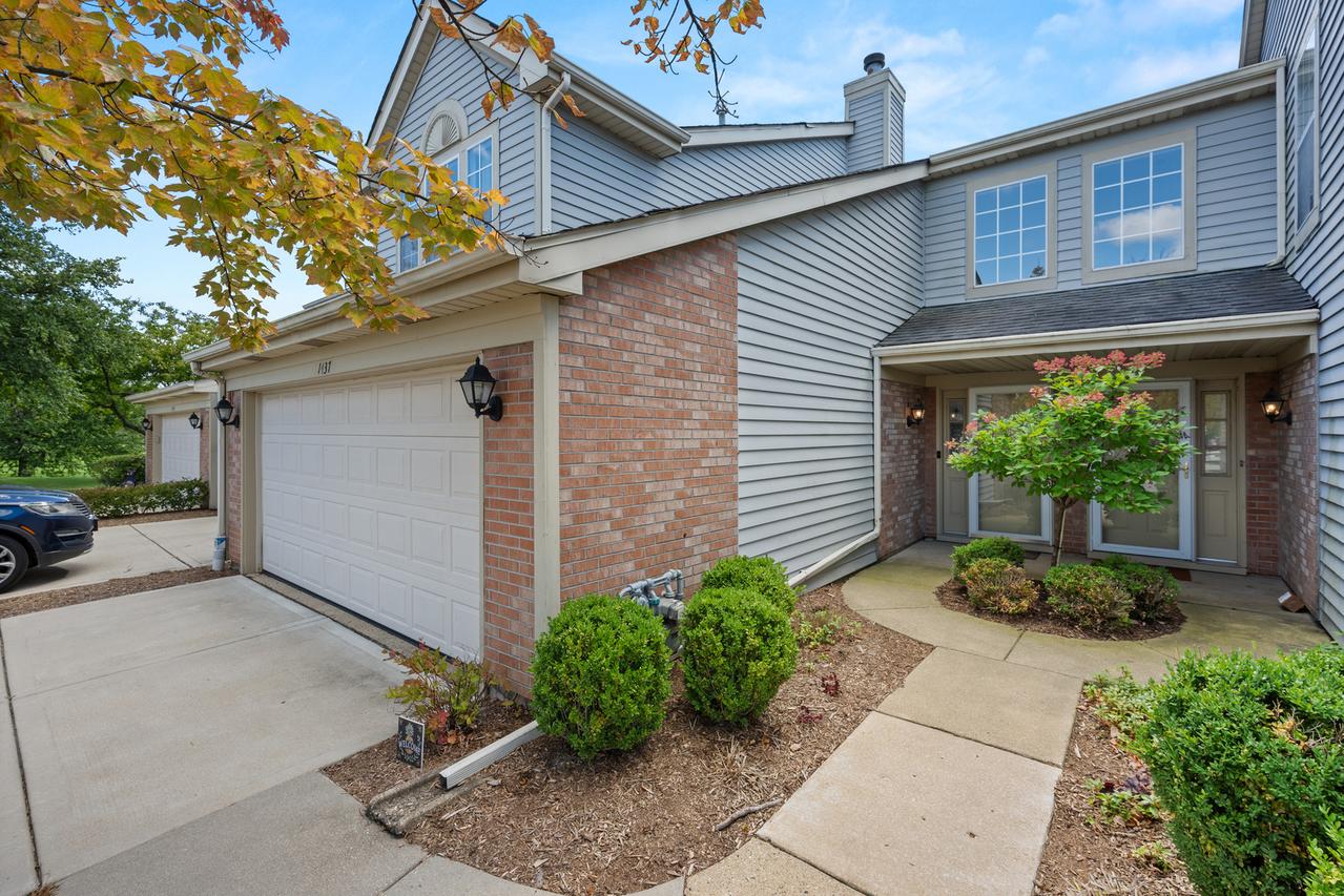 1437 Greens Ct., Glendale Heights, IL 60139