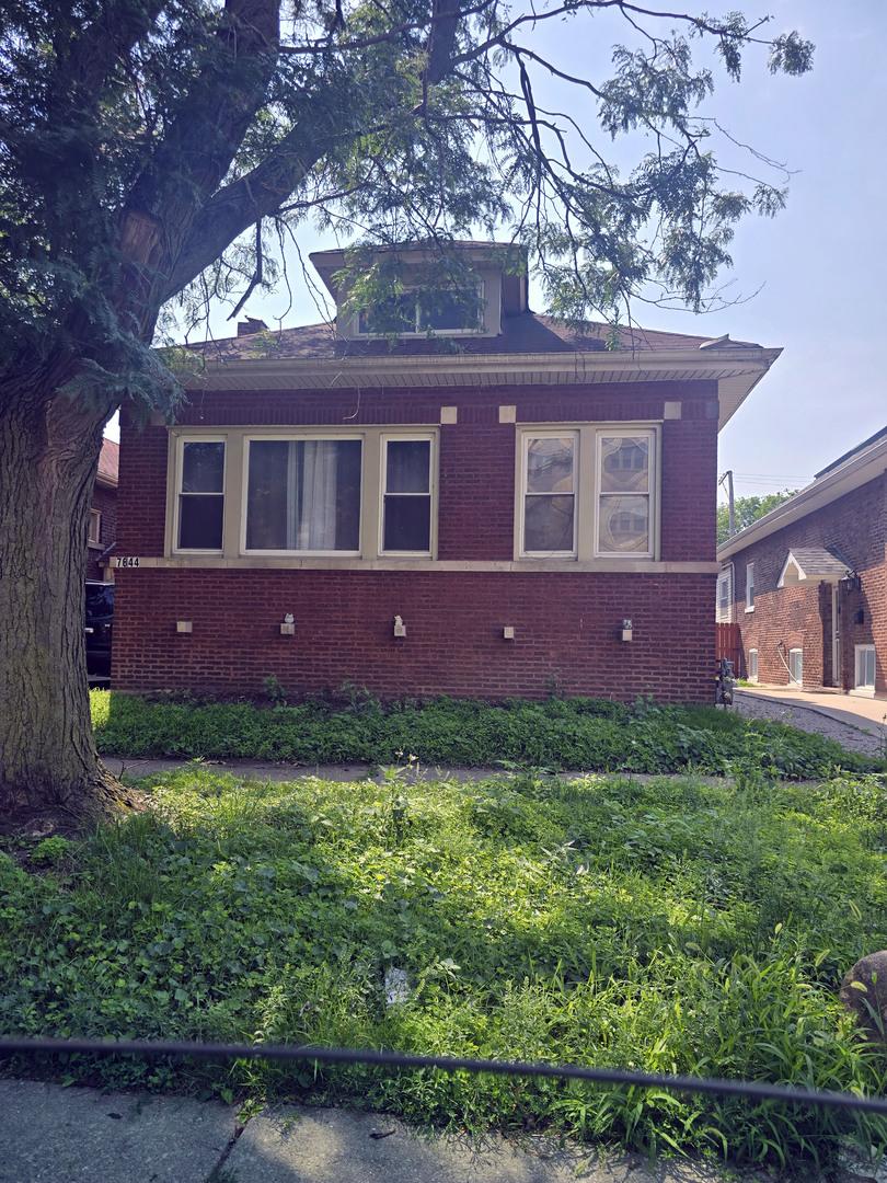 7644 S East End Ave., Chicago, IL 60649