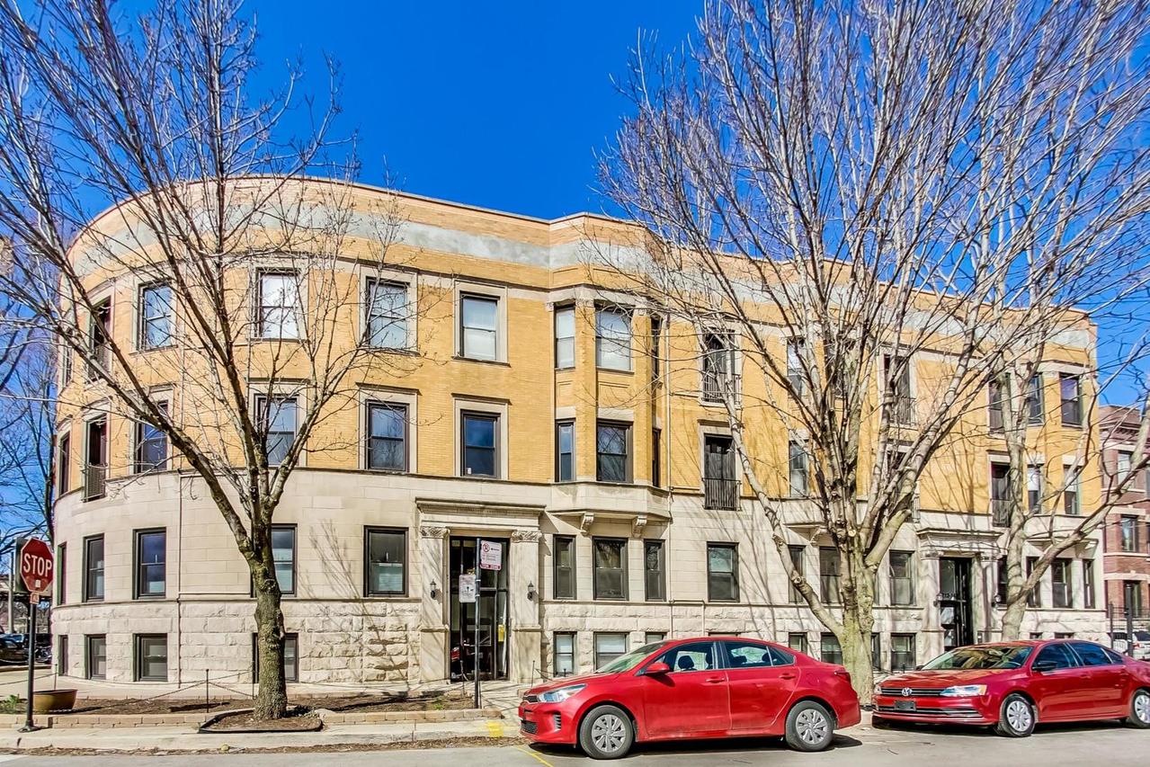 4214 N Kenmore Ave. #2F, Chicago, IL 60613
