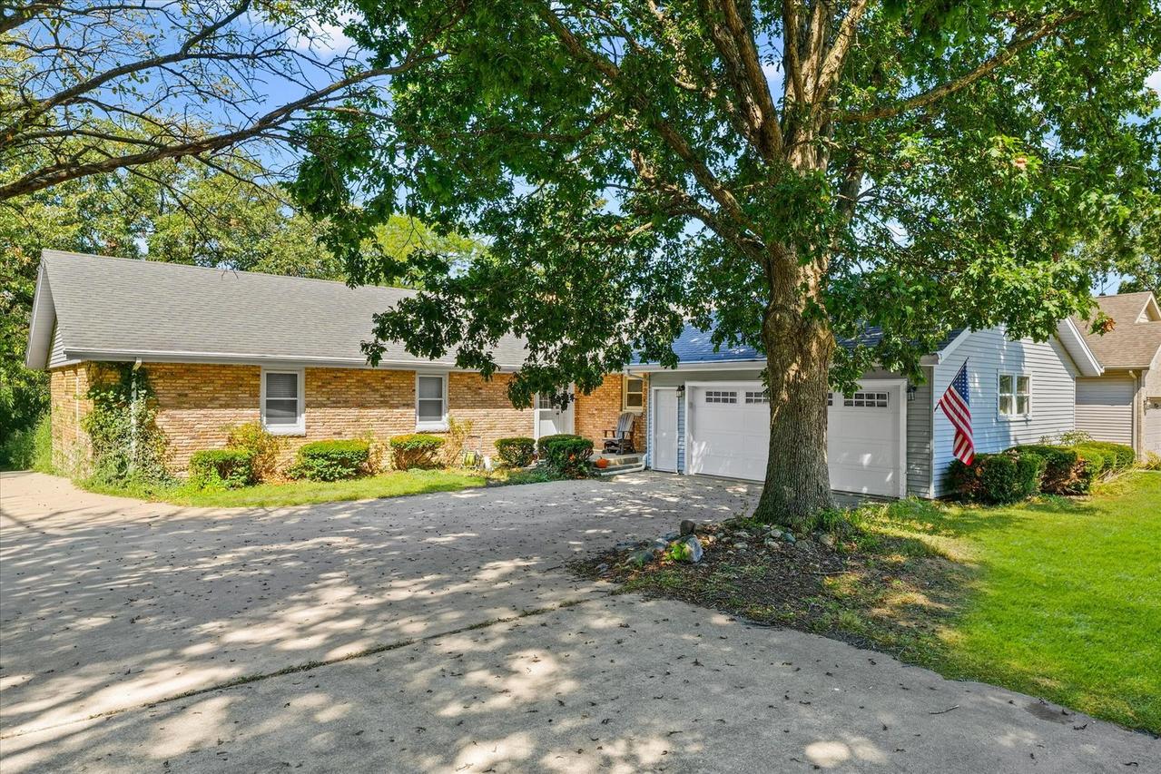 121 Dakota Dr., Loda, IL 60948