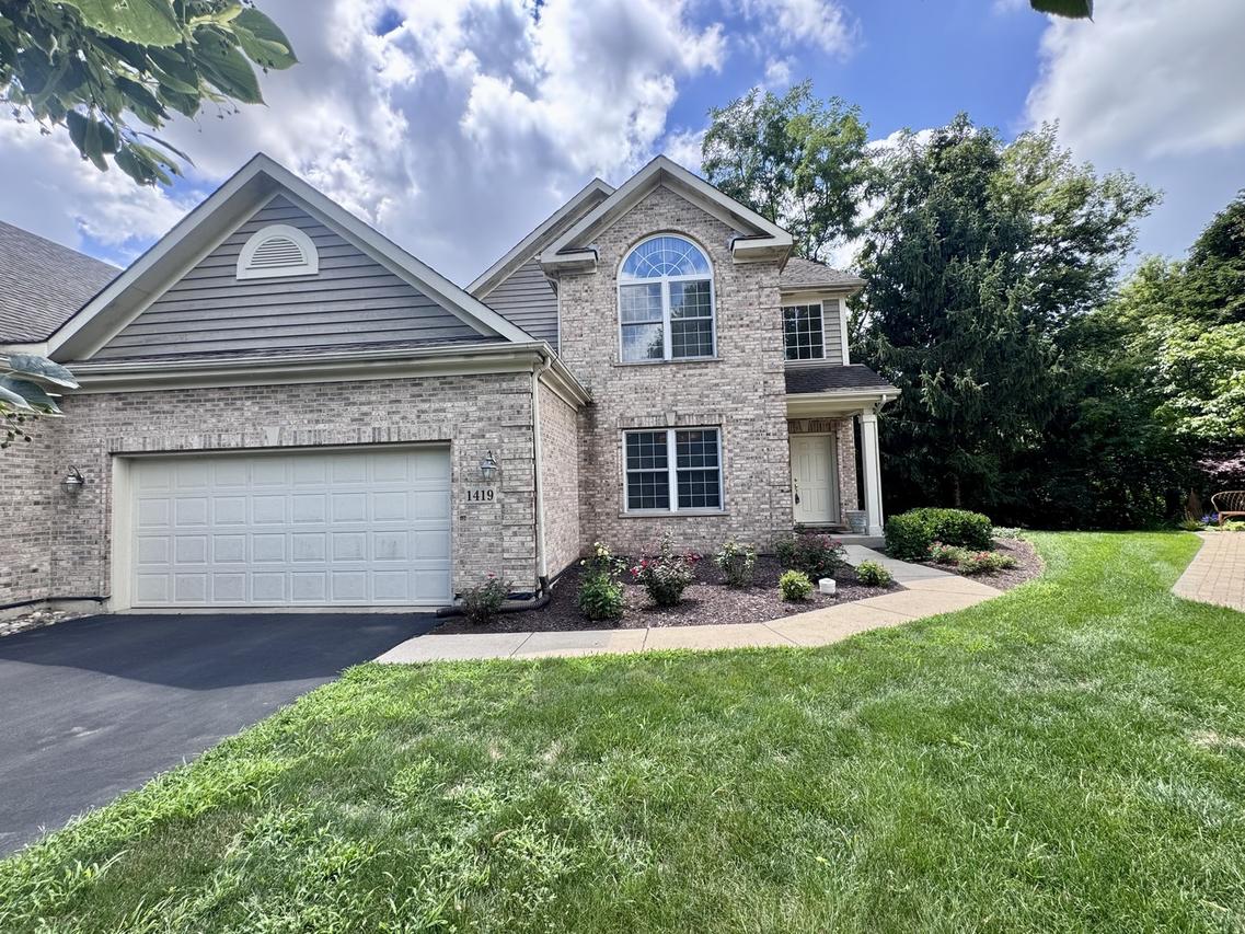 1419 White Oak Ln., Woodstock, IL 60098