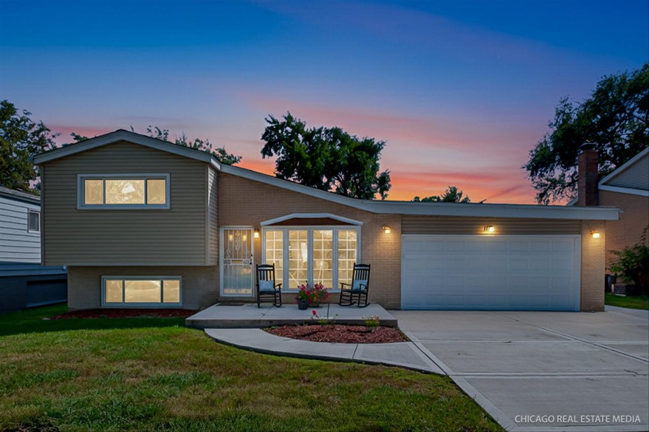 117 E Vermont St., Villa Park, IL 60181