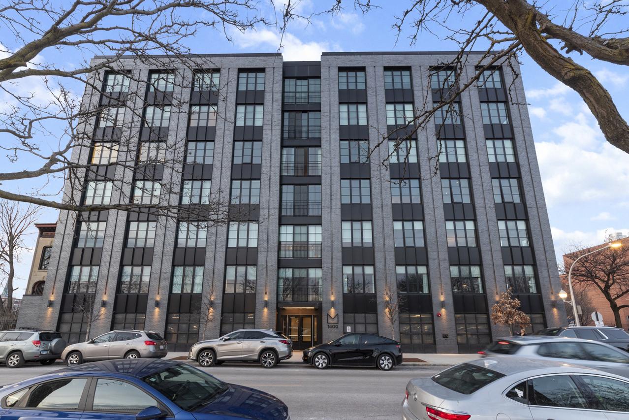 1400 W Monroe St. #4A, Chicago, IL 60607