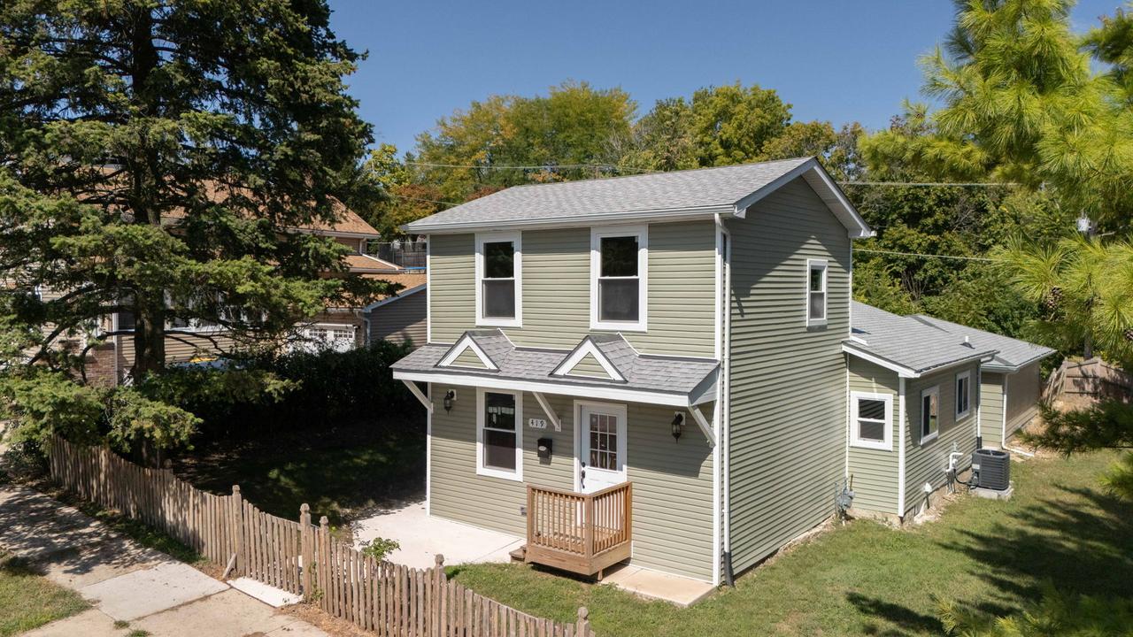 419 Oneida St., Joliet, IL 60435