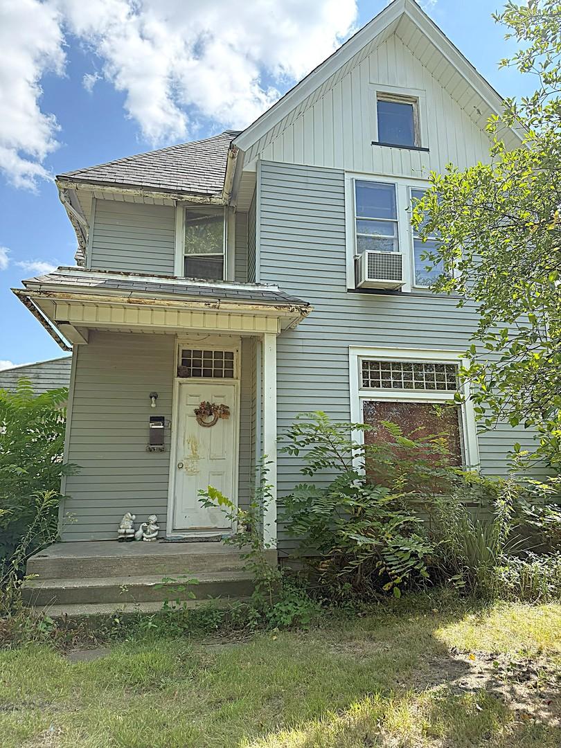 1504 W 3rd St., Dixon, IL 61021