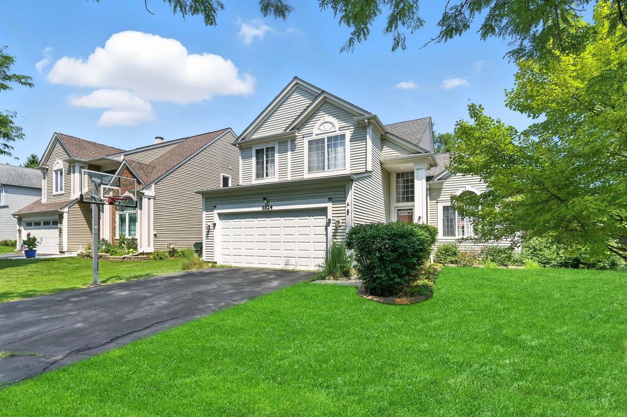 1324 Smoketree Ln., Bartlett, IL 60103