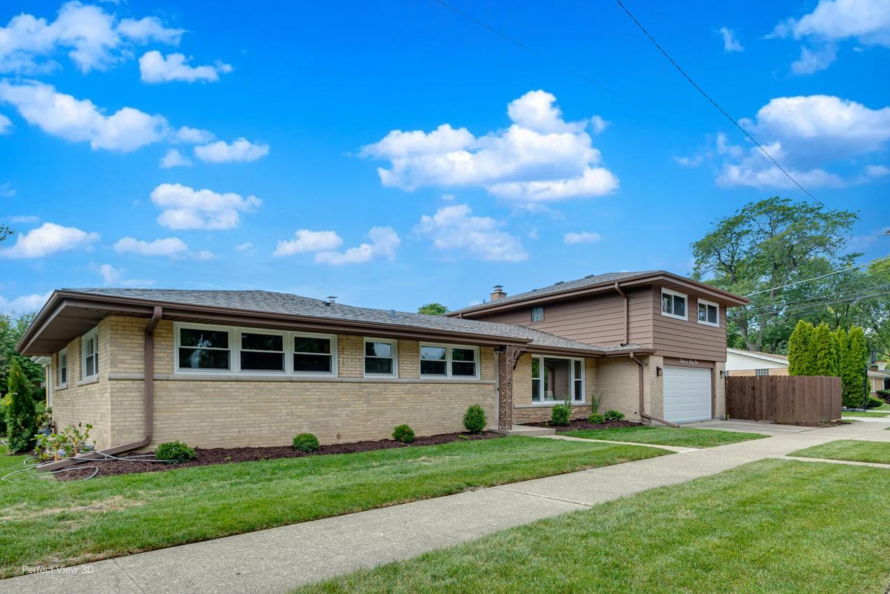 3639 Crain St., Skokie, IL 60076