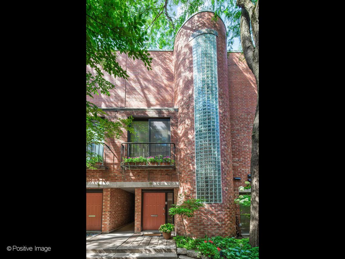 416 W Grant Pl. #I, Chicago, IL 60614