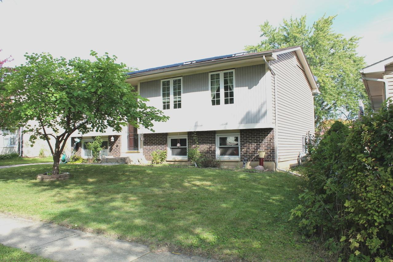 10 W Drummond Ave., Glendale Heights, IL 60139