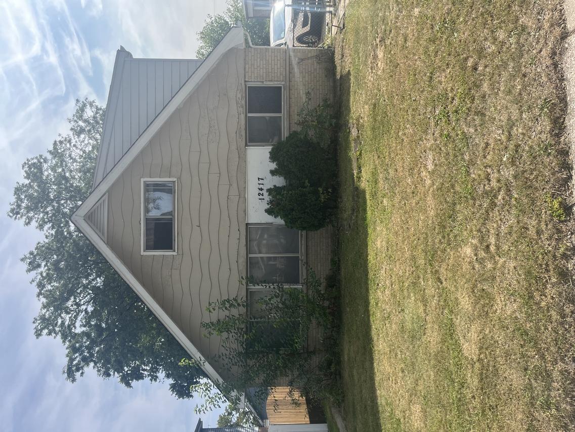 12417 S Orchard St., Alsip, IL 60803