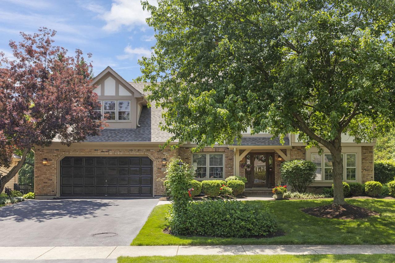 1230 Champion Forest Ct., Wheaton, IL 60187