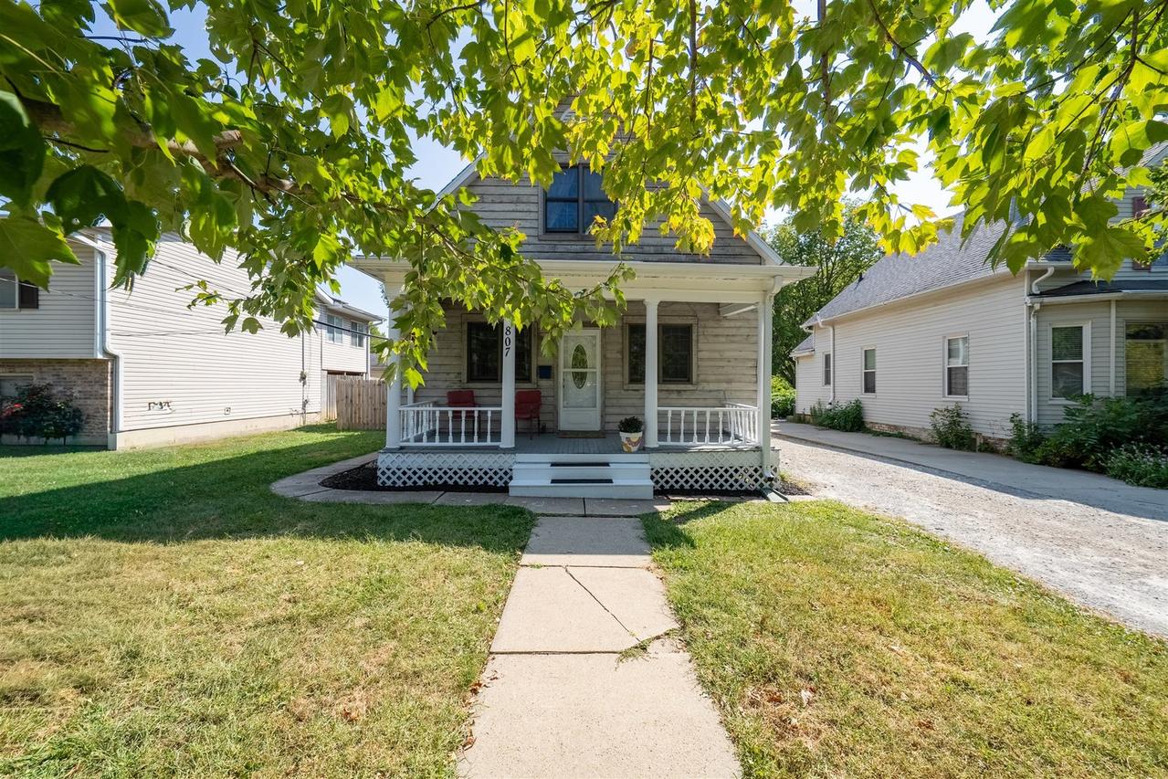 807 E Wood St., Bloomington, IL 61701