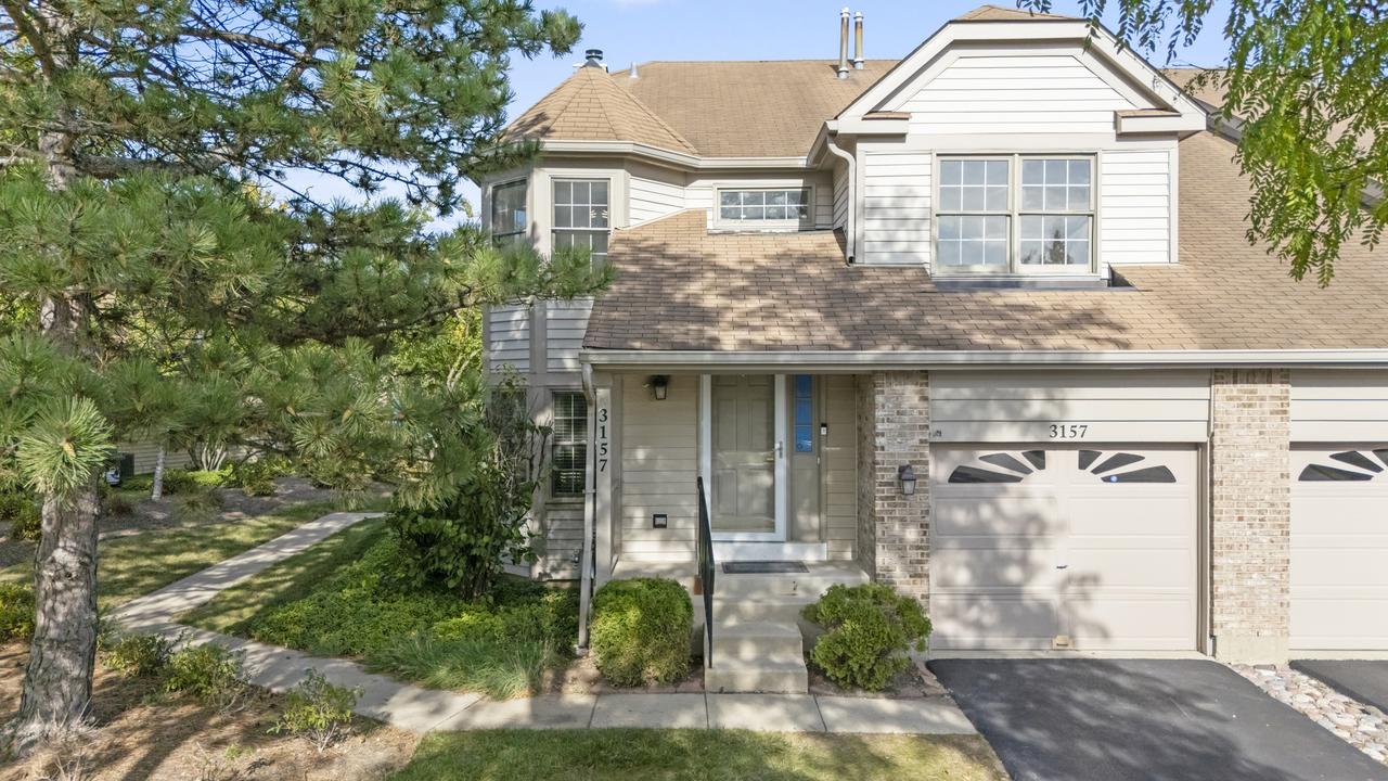 3157 N Daniels Ct., Arlington Heights, IL 60004