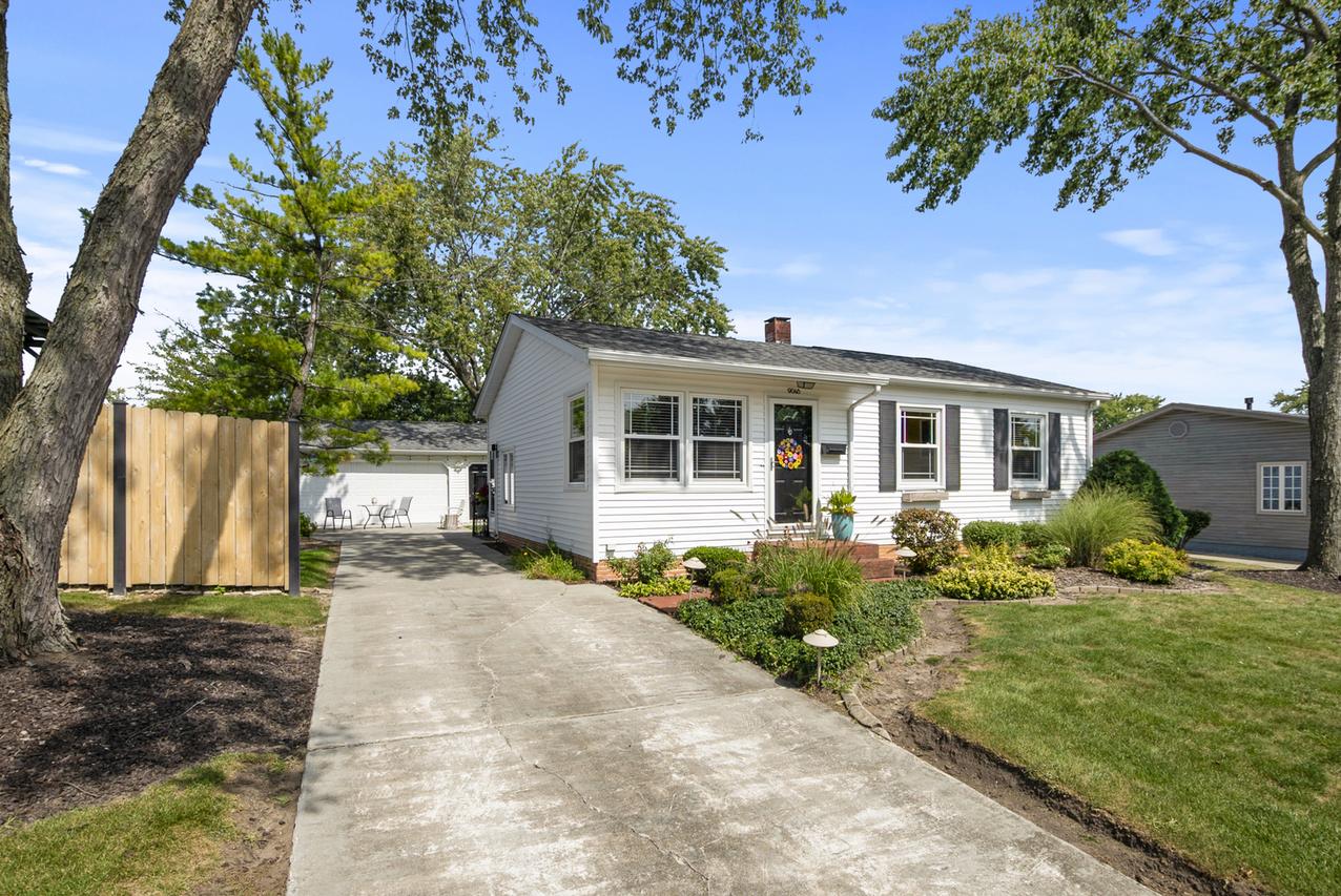 9048 W 147th St., Orland Park, IL 60462