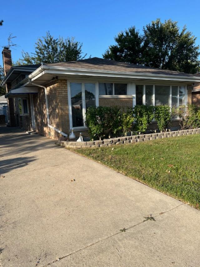 3846 W Touhy Ave., Lincolnwood, IL 60712