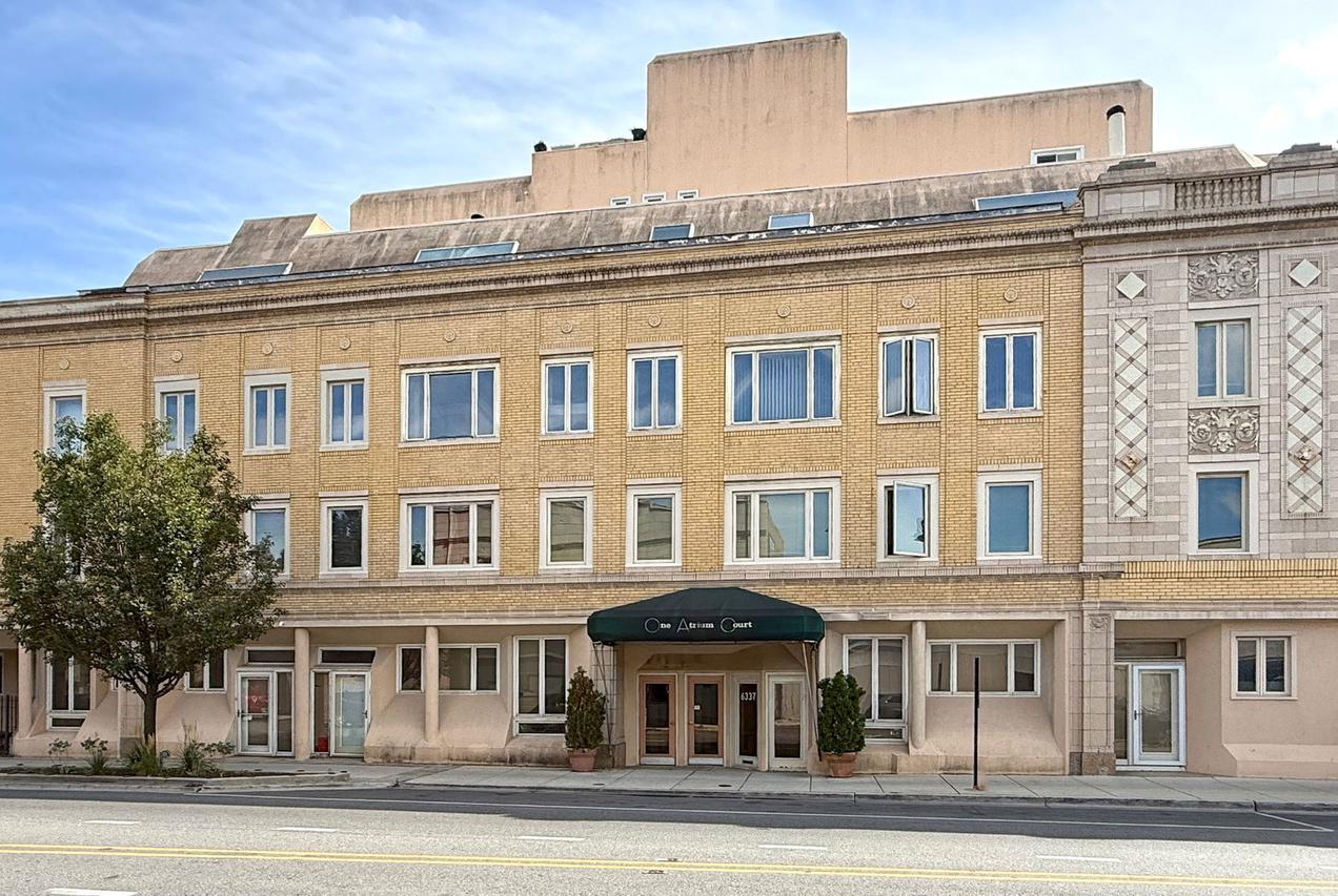 6337 Roosevelt Rd. #309, Berwyn, IL 60402