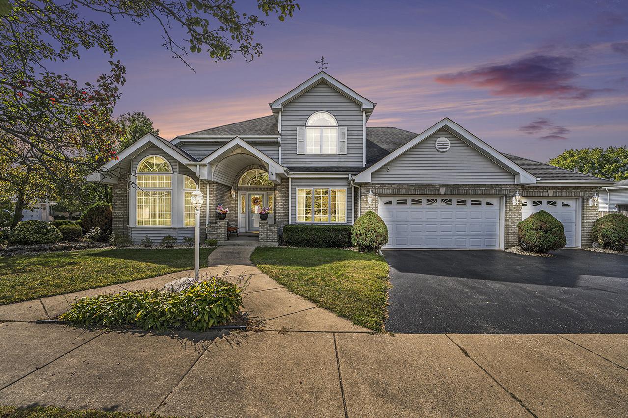 18358 Willow Ln., Lansing, IL 60438