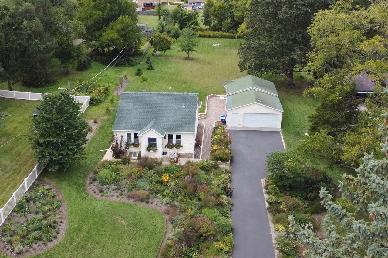 732 Rogers Rd., Gurnee, IL 60031