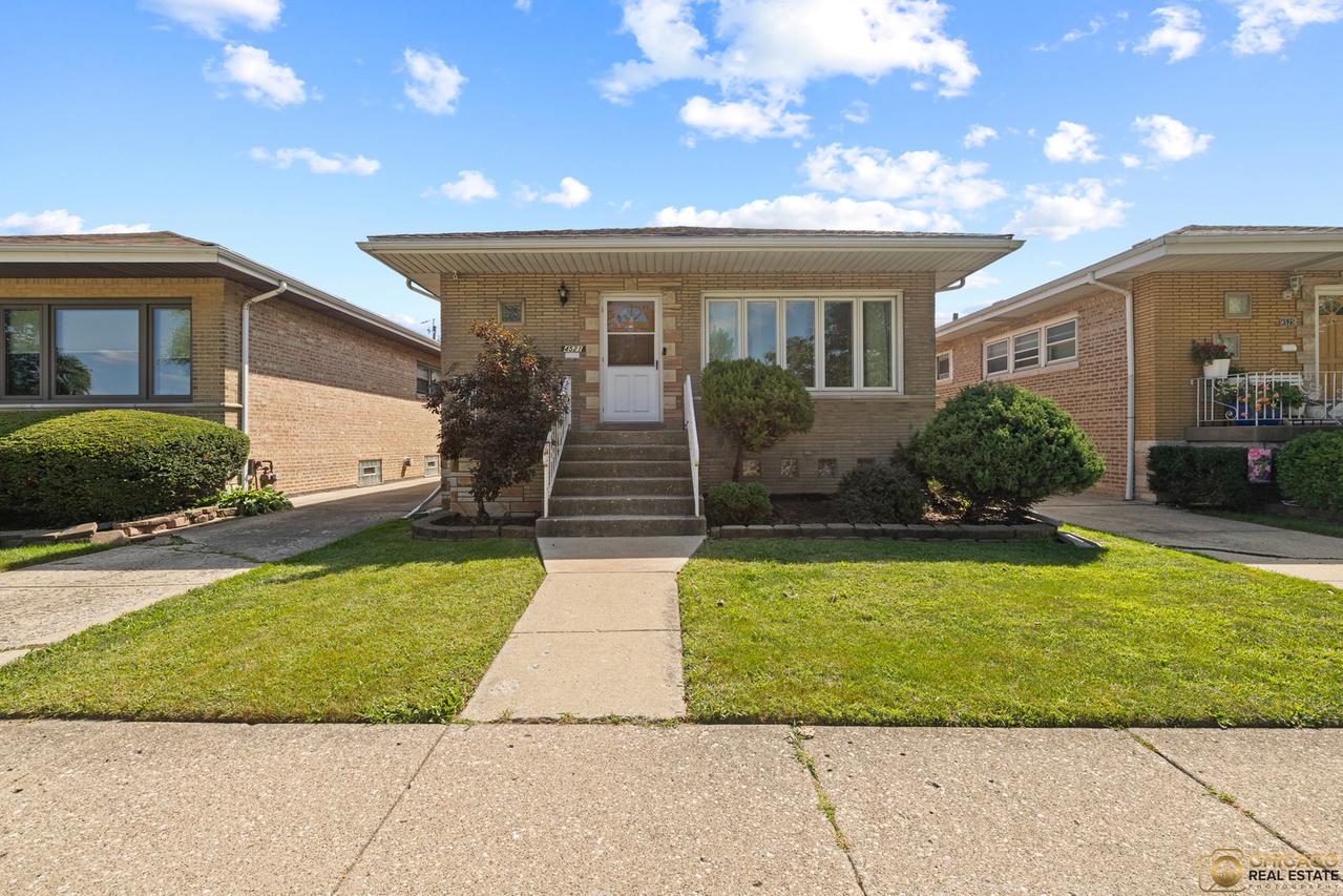 4521 W 64th St., Chicago, IL 60629