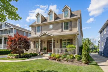 700 E Sunnyside Ave., Libertyville, IL 60048