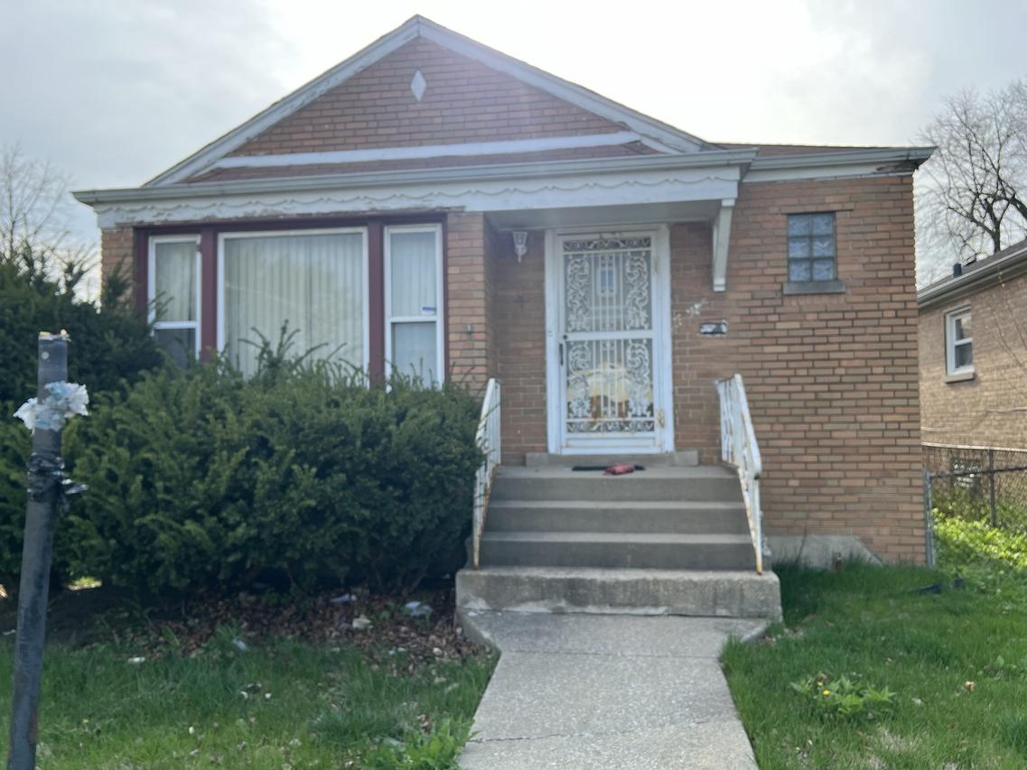 [Address Hidden by Seller], Chicago, IL 60643