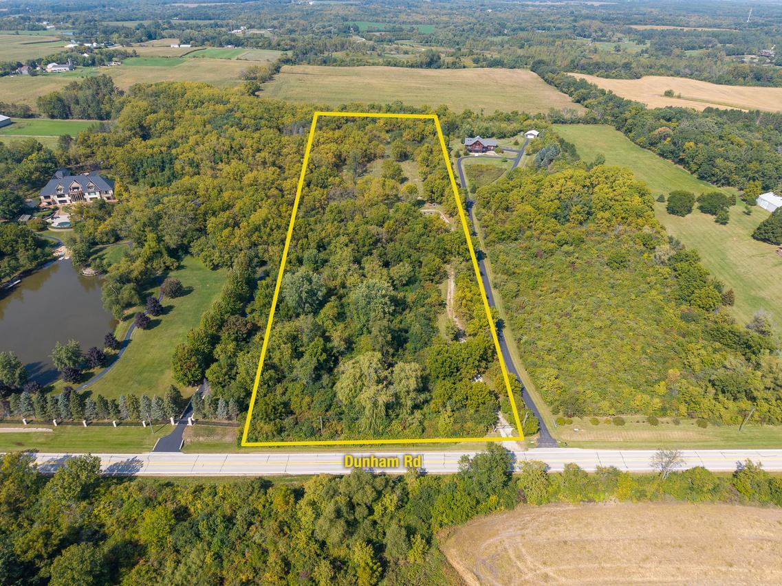 19710 Dunham Rd., Woodstock, IL 60098