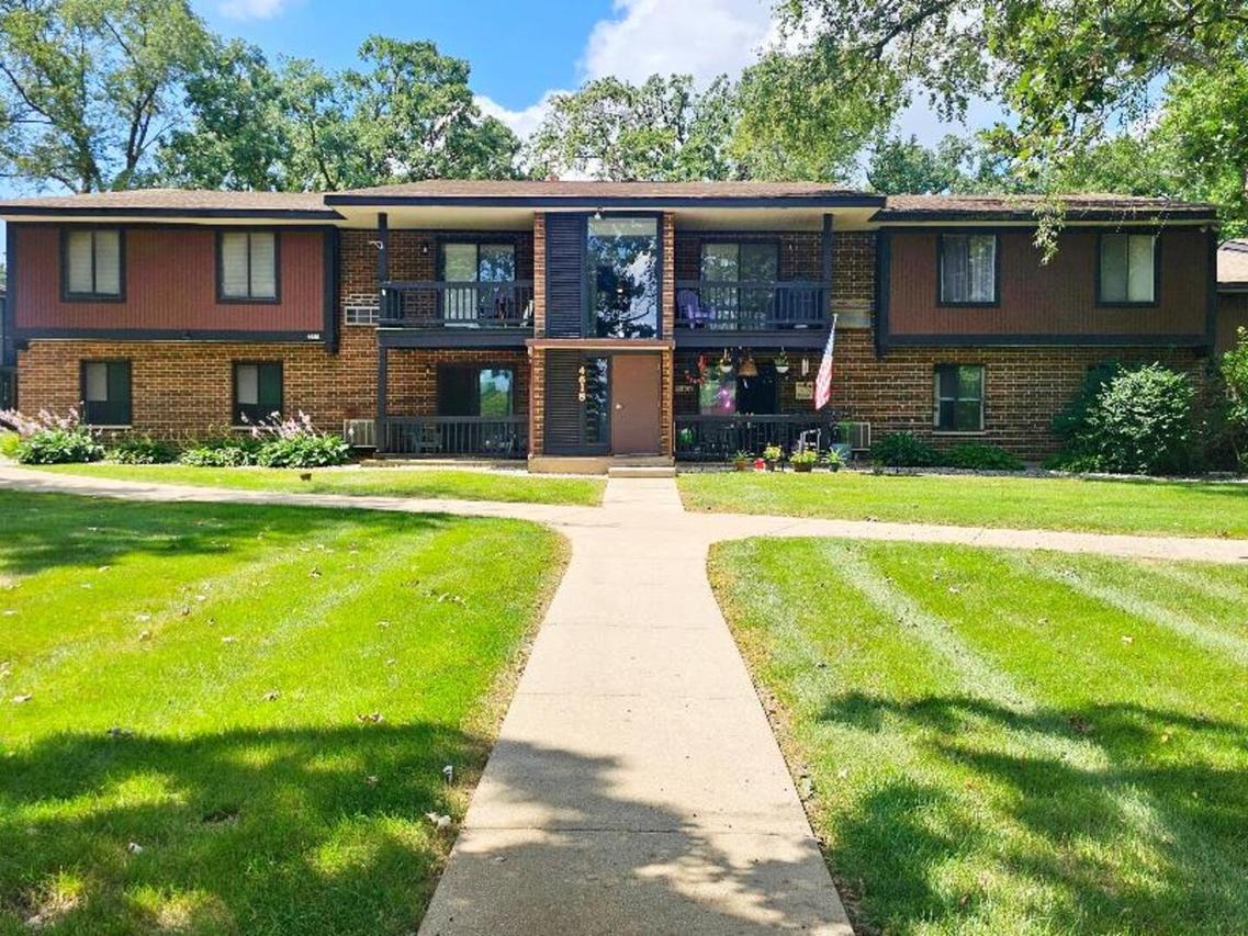 4618 W Northfox Ln. #6, Mchenry, IL 60050