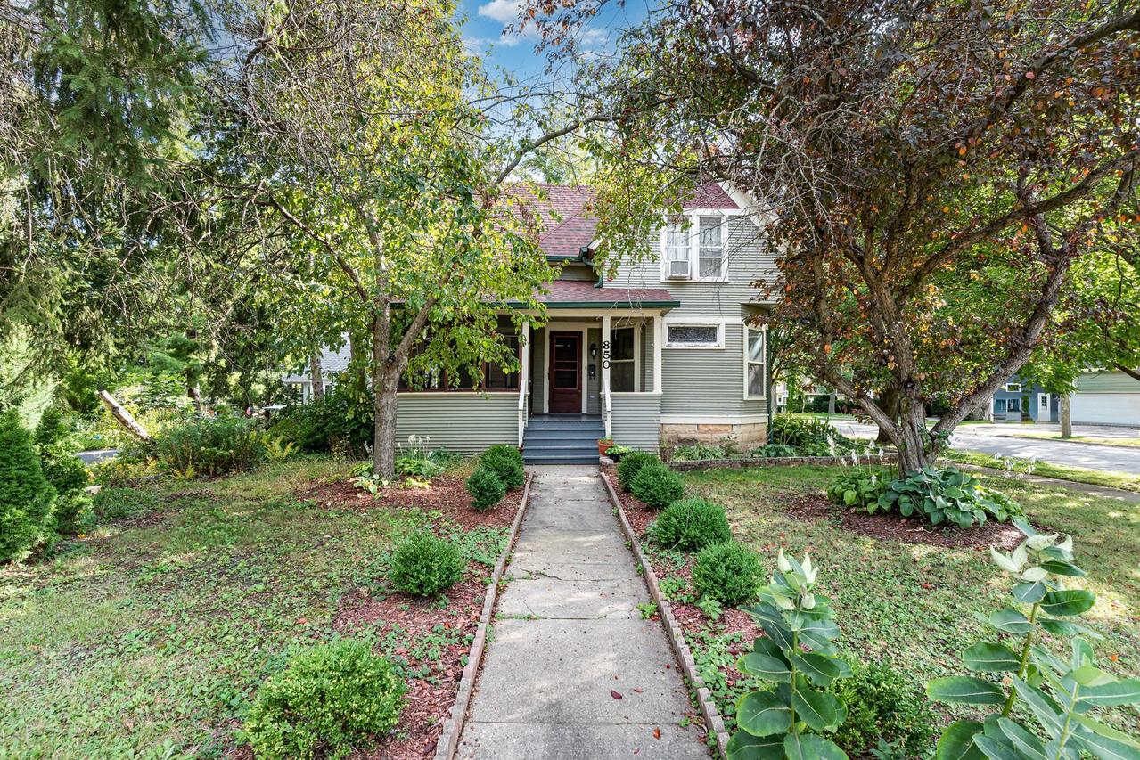 850 W Galena Blvd., Aurora, IL 60506