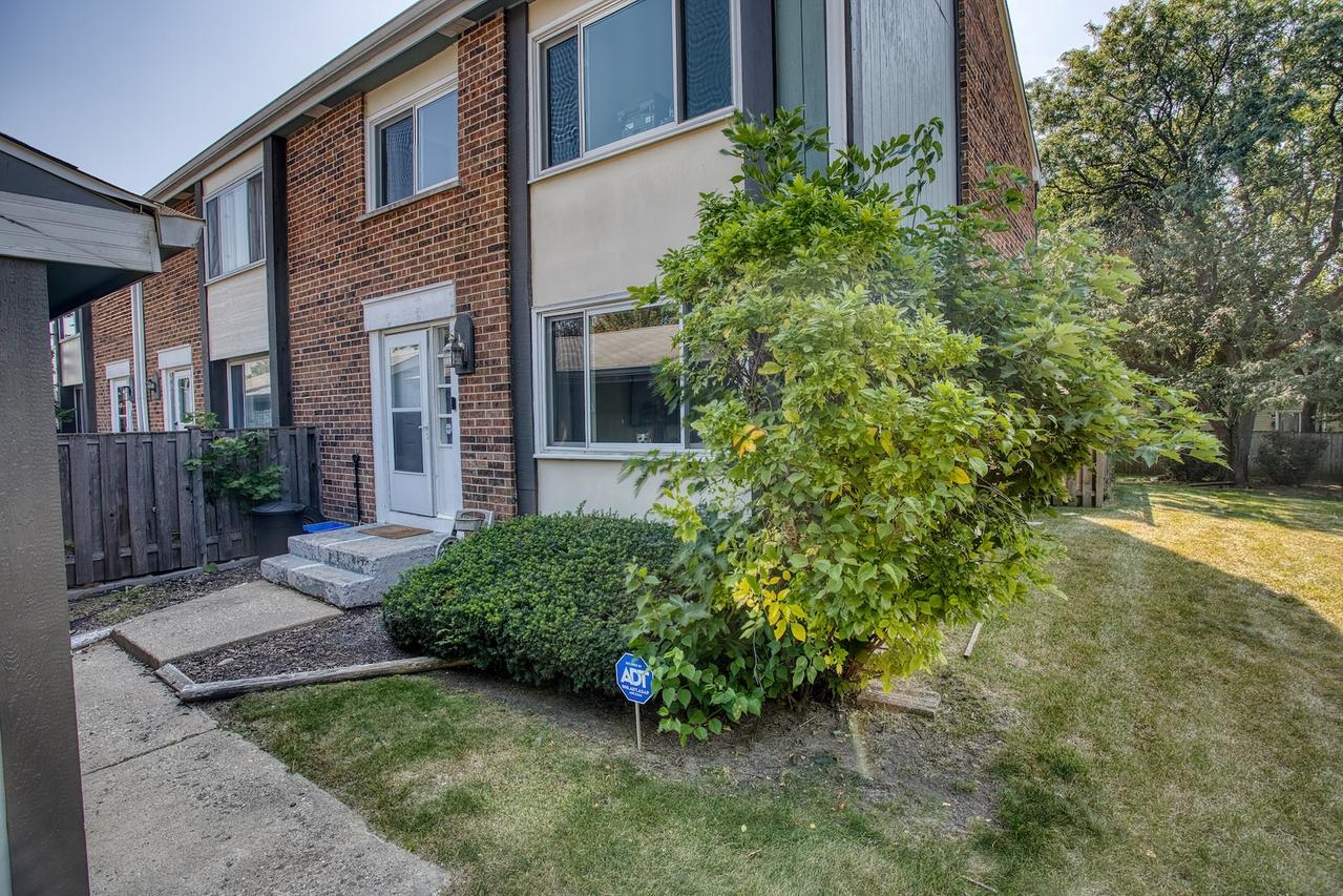 621 Sundance Dr., Bolingbrook, IL 60440