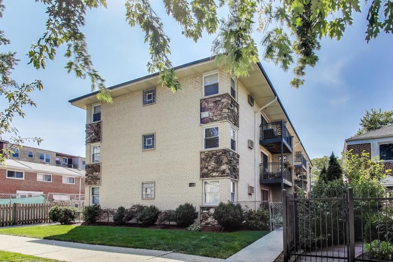 4146 N Kedvale Ave. #1C, Chicago, IL 60641