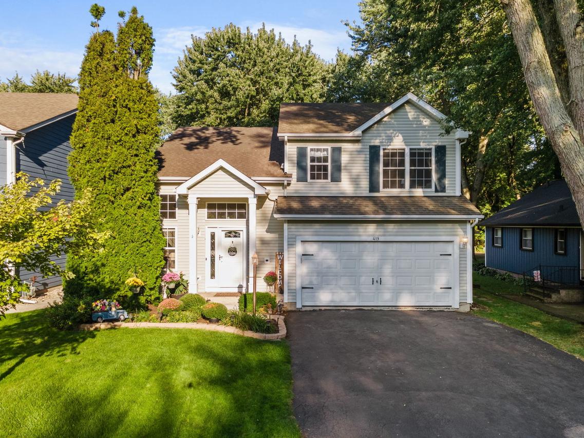 419 Elmwood Ave., Crystal Lake, IL 60014