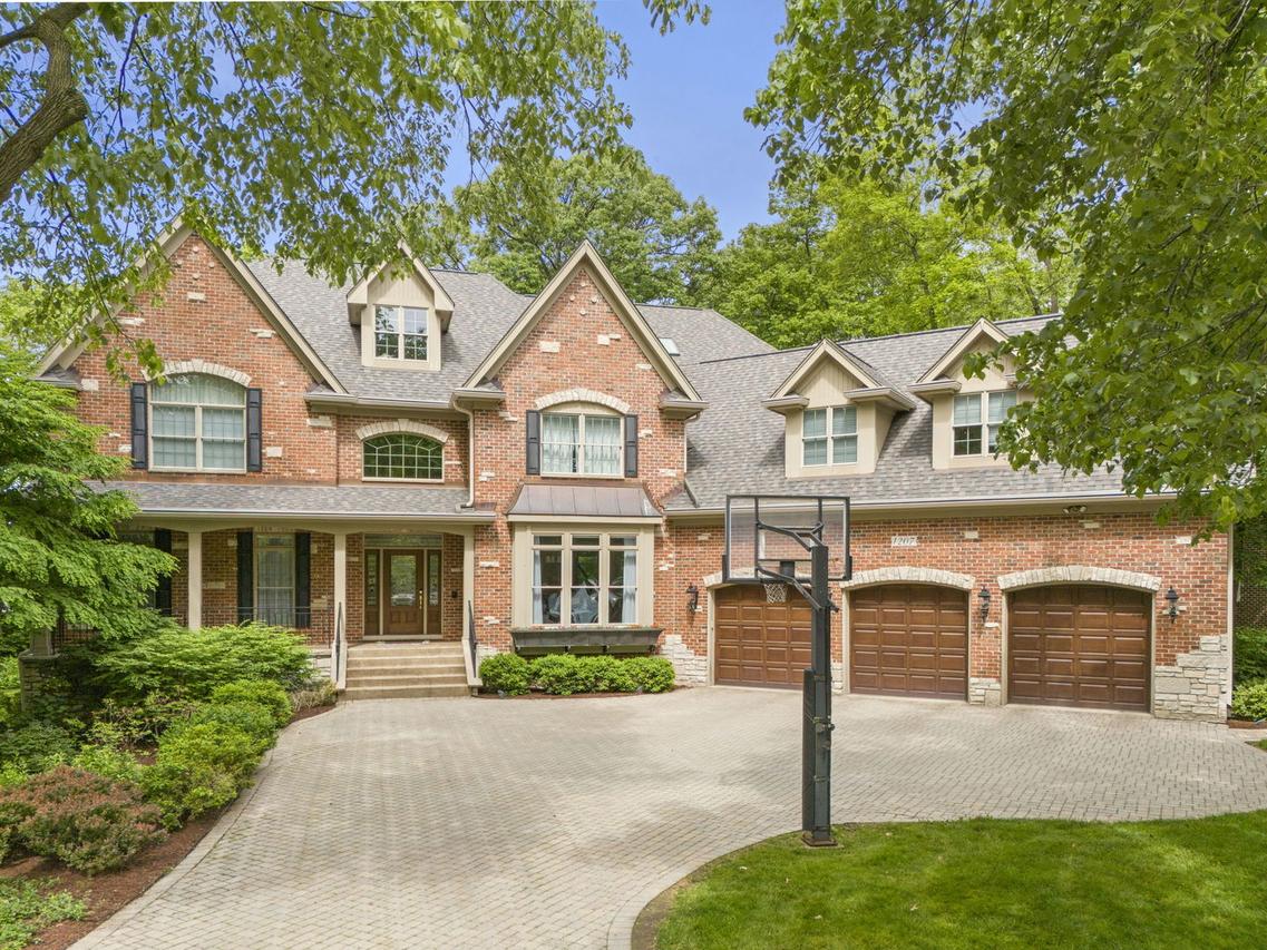 1207 Bonnema Ct., Naperville, IL 60565