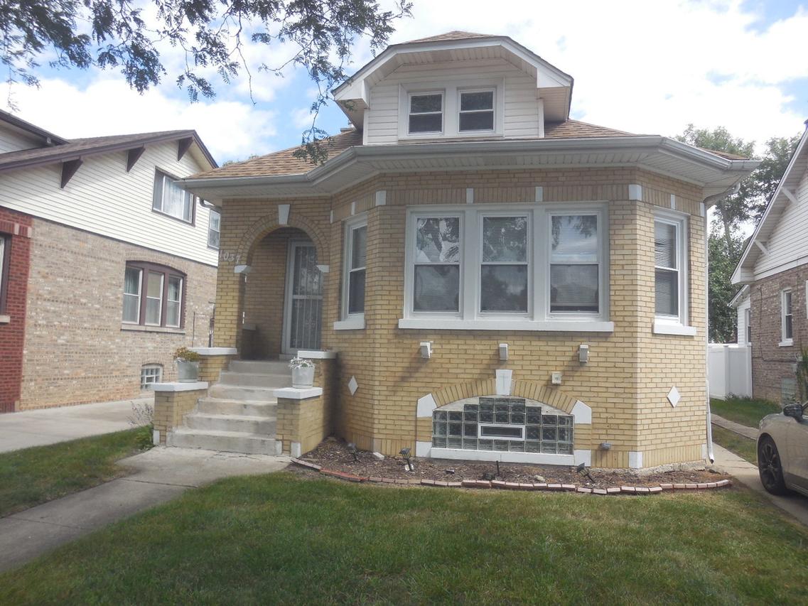 [Address Hidden by Seller], Bellwood, IL 60104