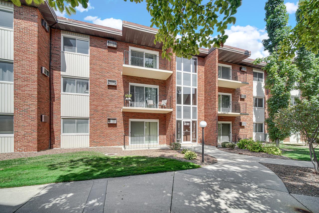 4125 W 97th Pl. #206, Oak Lawn, IL 60453