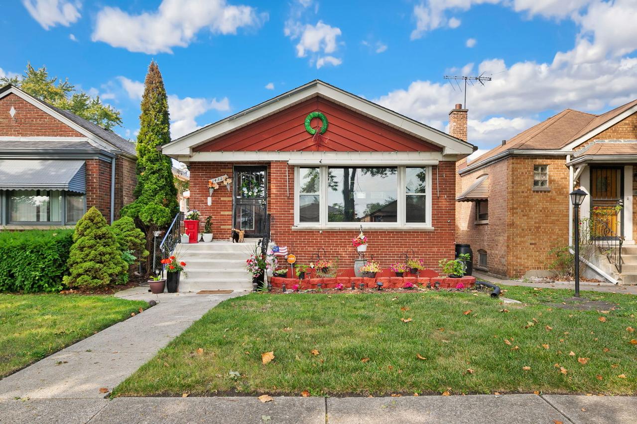 14520 S Parnell Ave., Riverdale, IL 60827