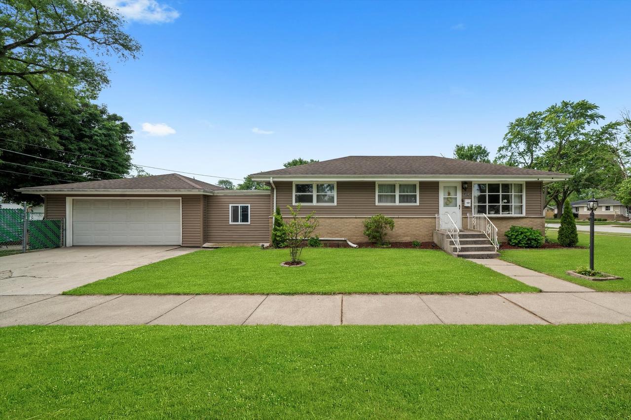 18503 Arcadia Ave., Lansing, IL 60438