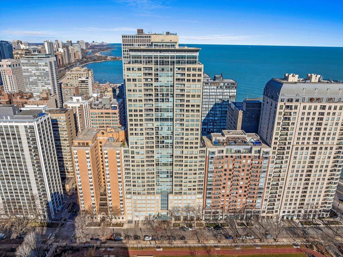 250 E Pearson St. #1601, Chicago, IL 60611