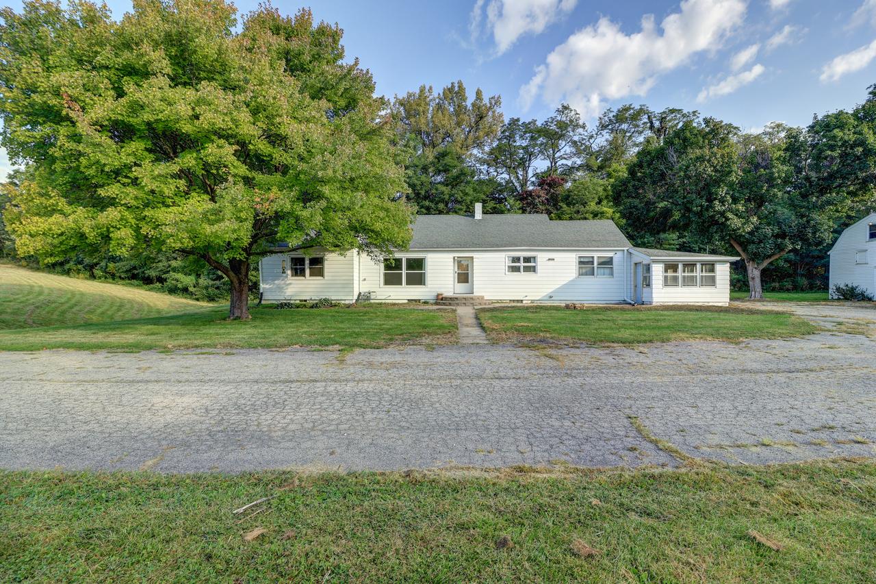 13912 Lincoln Rd., Morrison, IL 61270