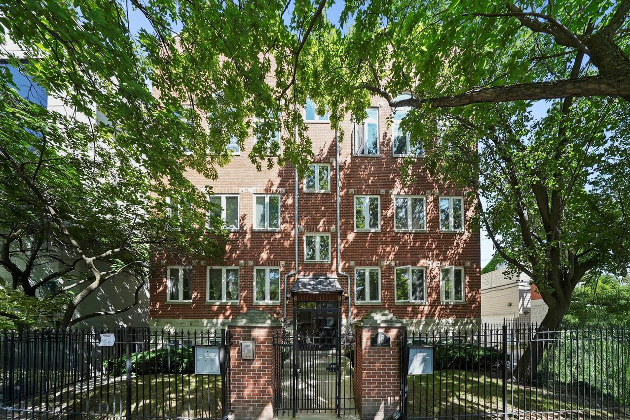 1712 W Lemoyne St. #2E, Chicago, IL 60622