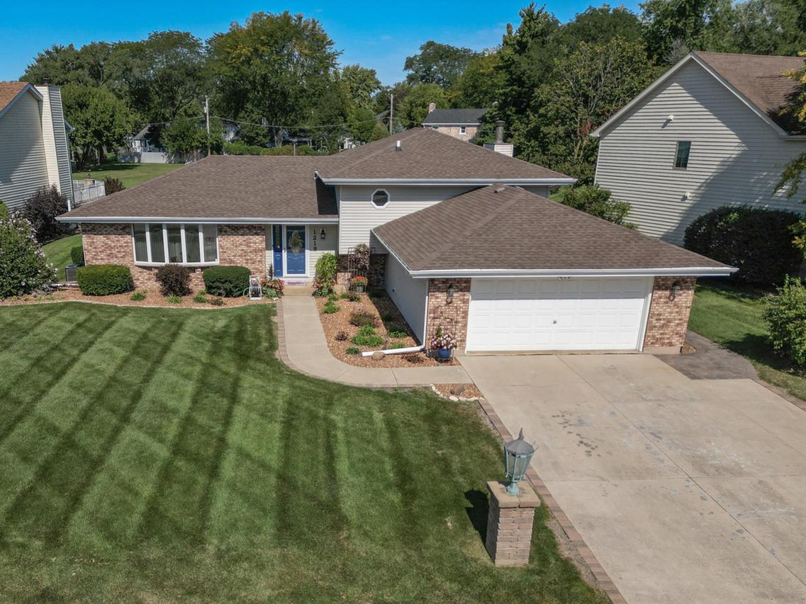 1219 Buell Ave., Joliet, IL 60435