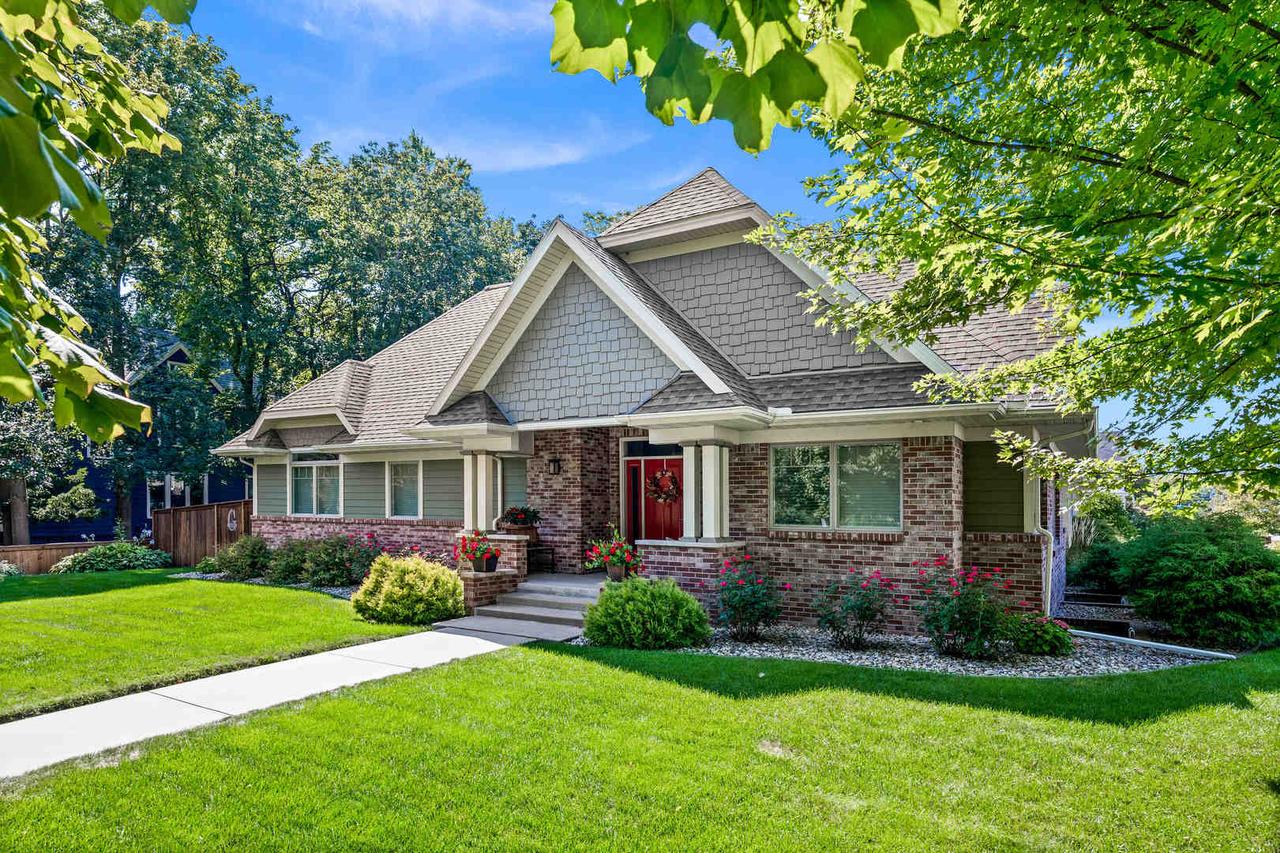 701 Broadway Ave., Normal, IL 61761