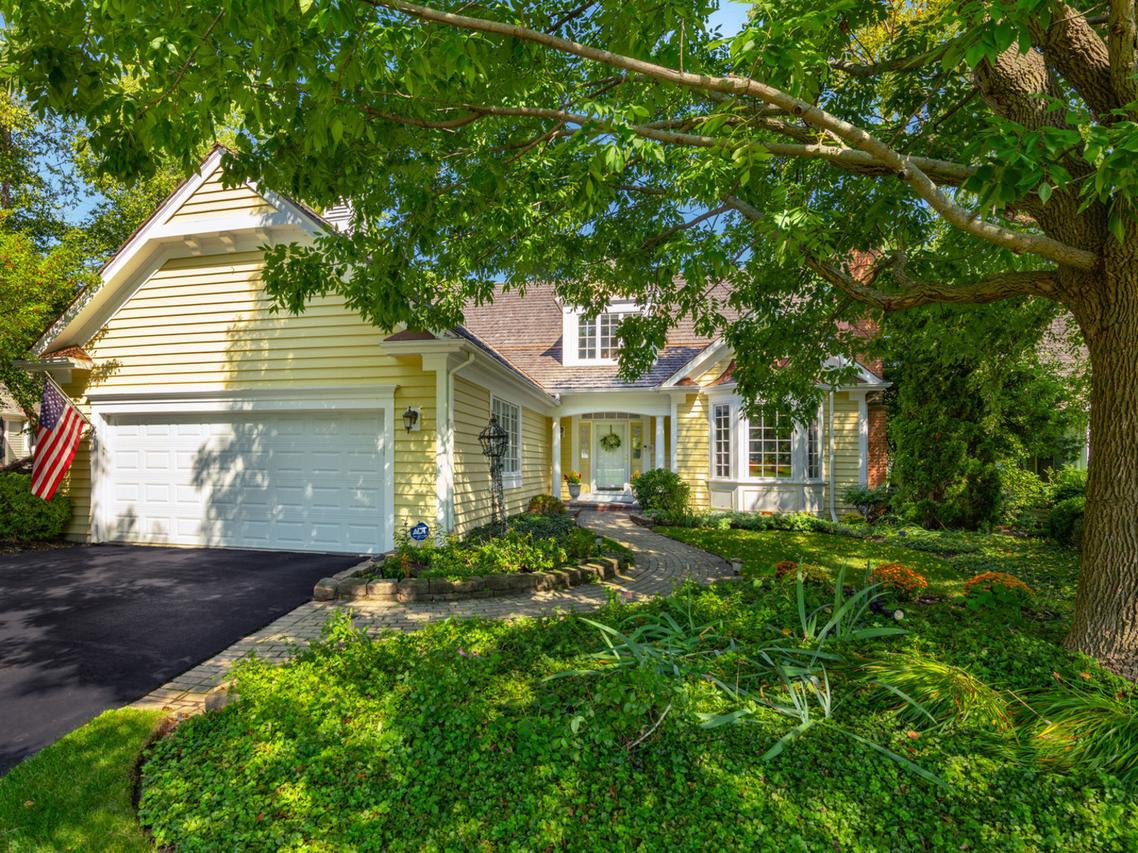 289 S South Shore Ln., Lake Forest, IL 60045