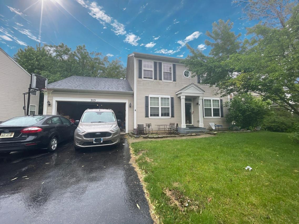 313 Kensington Dr., Oswego, IL 60543