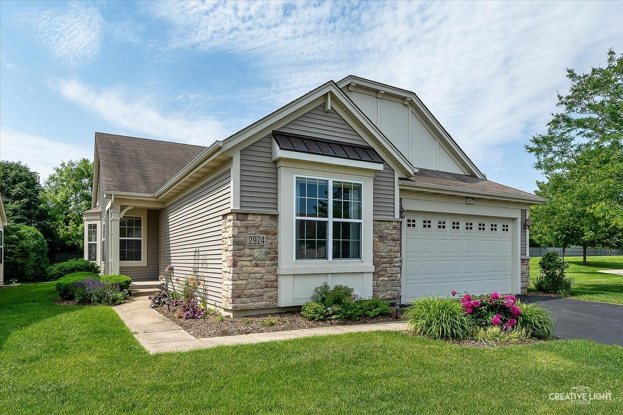 2924 Raleigh Ct., Naperville, IL 60564