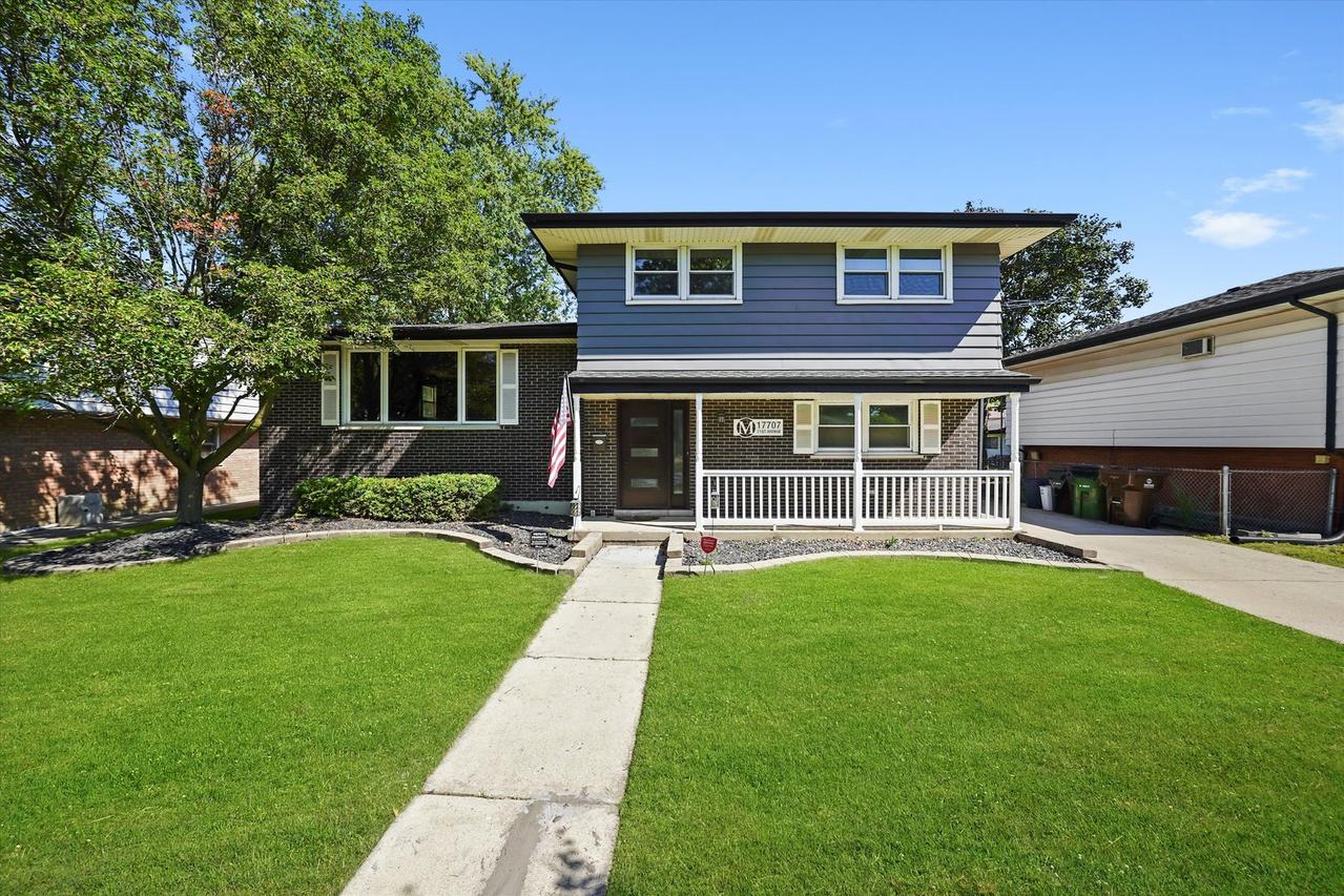 17707 71st Ave., Tinley Park, IL 60477