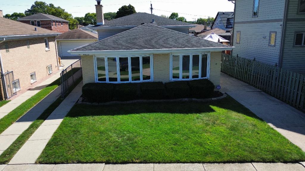 4829 N Newland Ave., Chicago, IL 60656